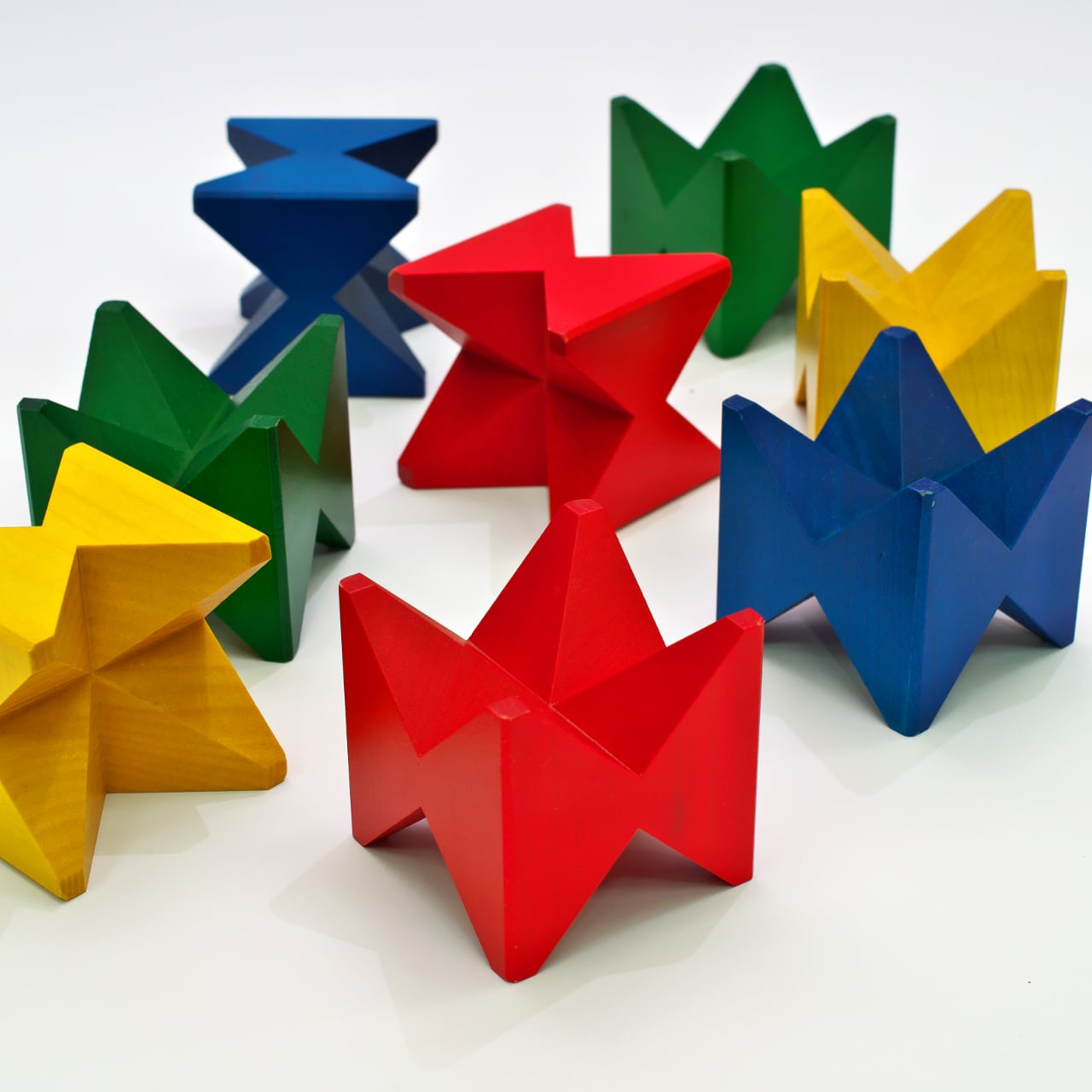 ネフスピール | 木のおもちゃ専門店 おもちゃ箱 イカロス 公式