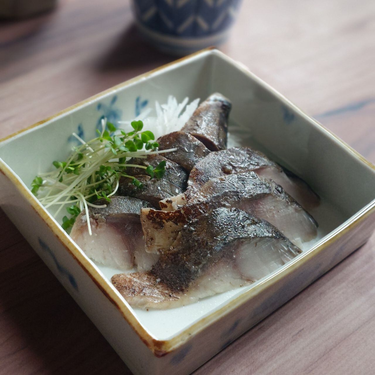 三陸産 お造り用炙りしめ鯖 | 石山水産公式オンラインショップ