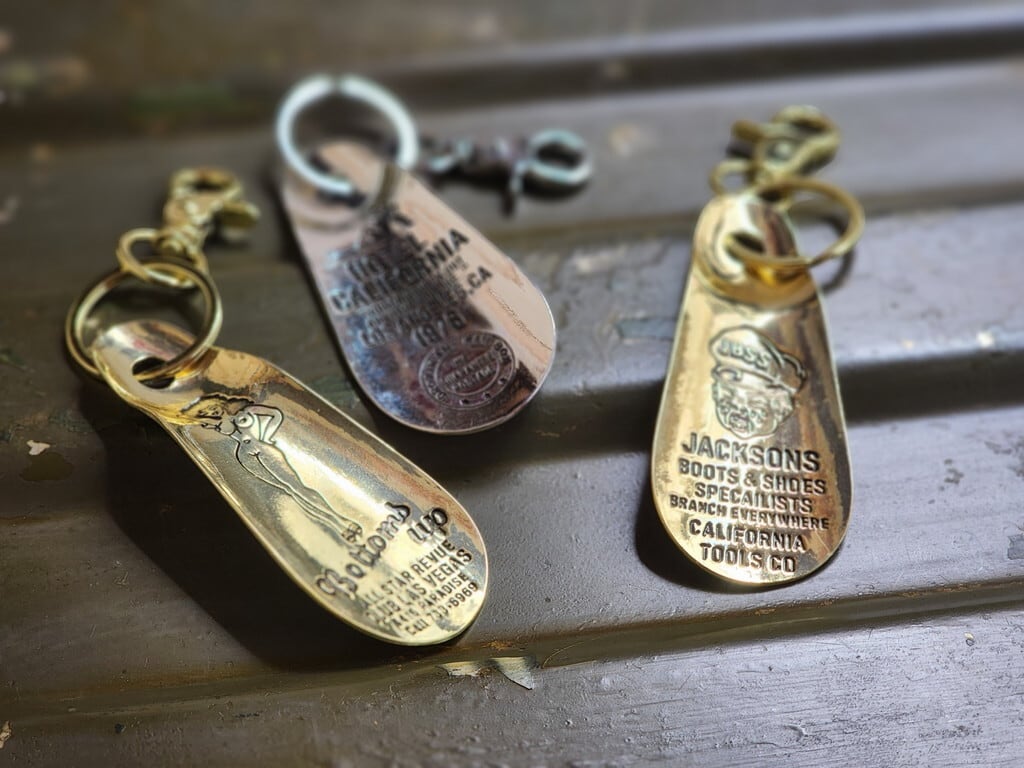 ランダム ナイキ スニーカー ミニチュア キーホルダー | Pay ID