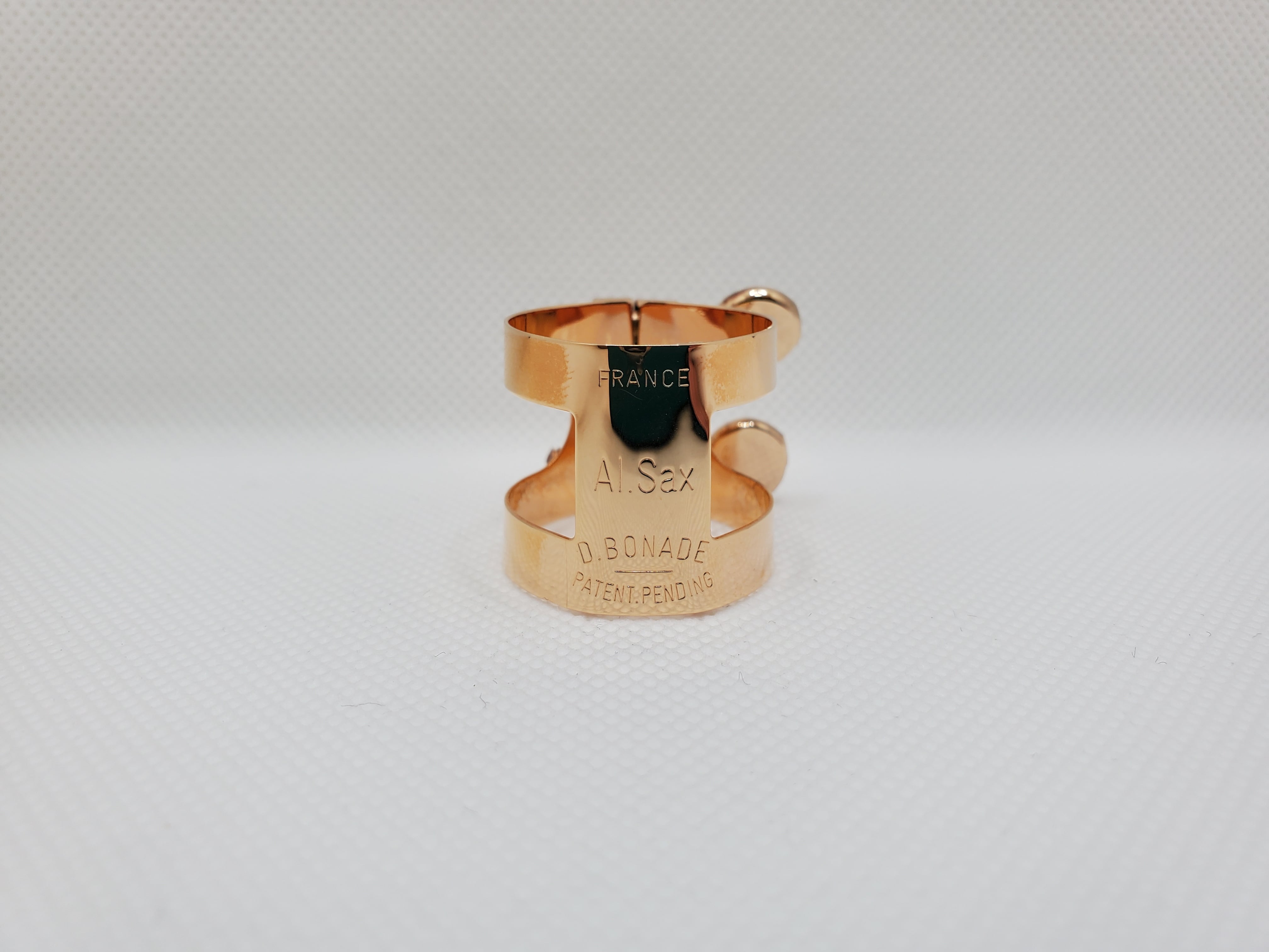 buzz アルトサックスリガチャー PGPR | ブリーズ楽器 管楽器専門店の