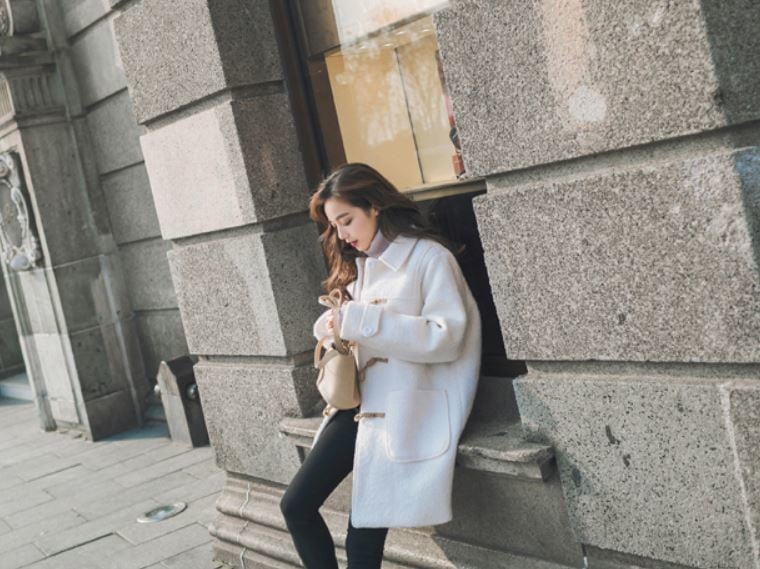 NEW 売れ筋 秋冬物 ダッフルコート ウール カジュアル ガーリー 白