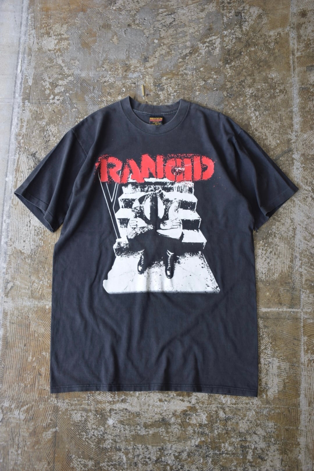 ヴィンテージ】CRUCIFIX バンドTシャツ パンク クラスト Crucifix band