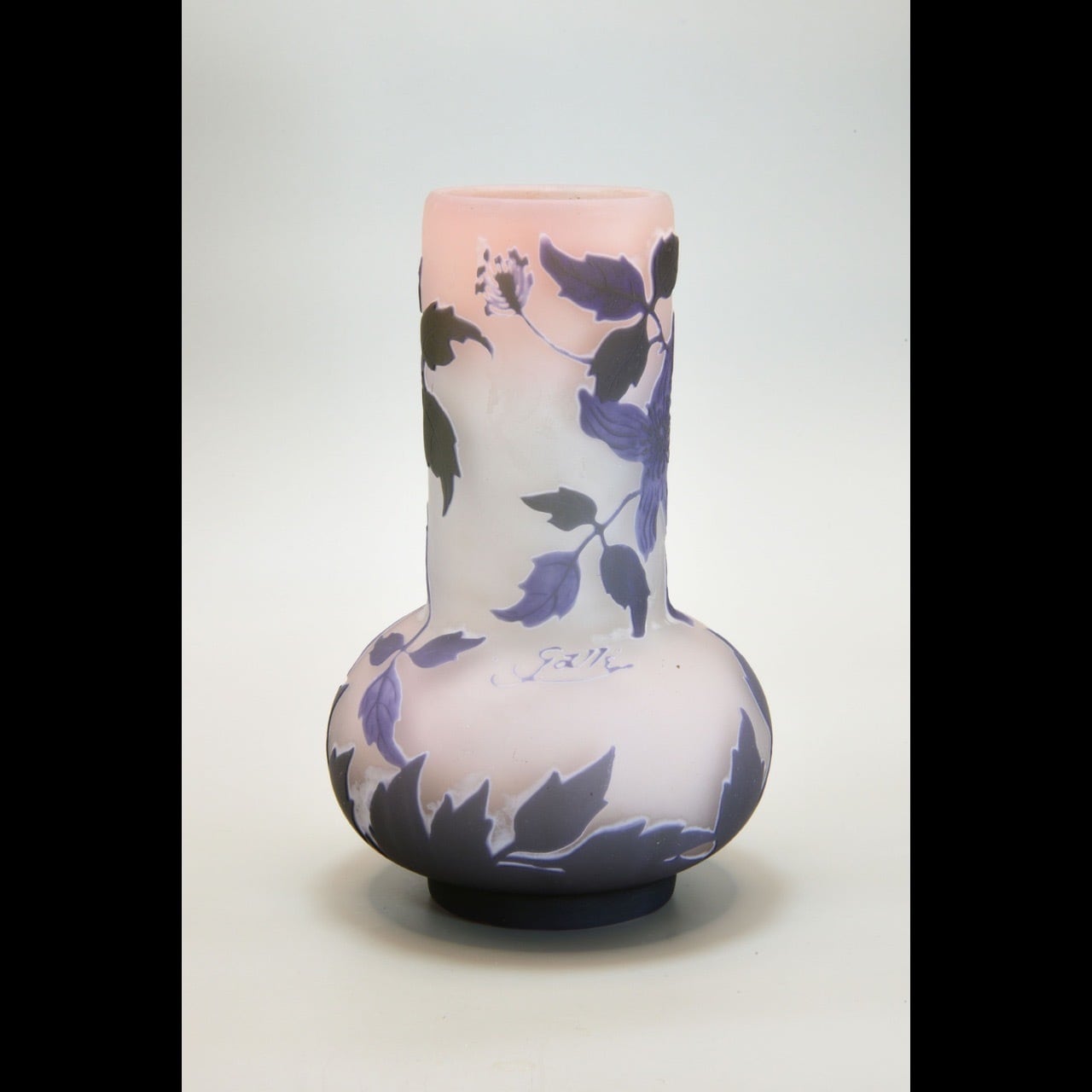 エミール・ガレ「クレマチス文花瓶」 | B. the Gallery