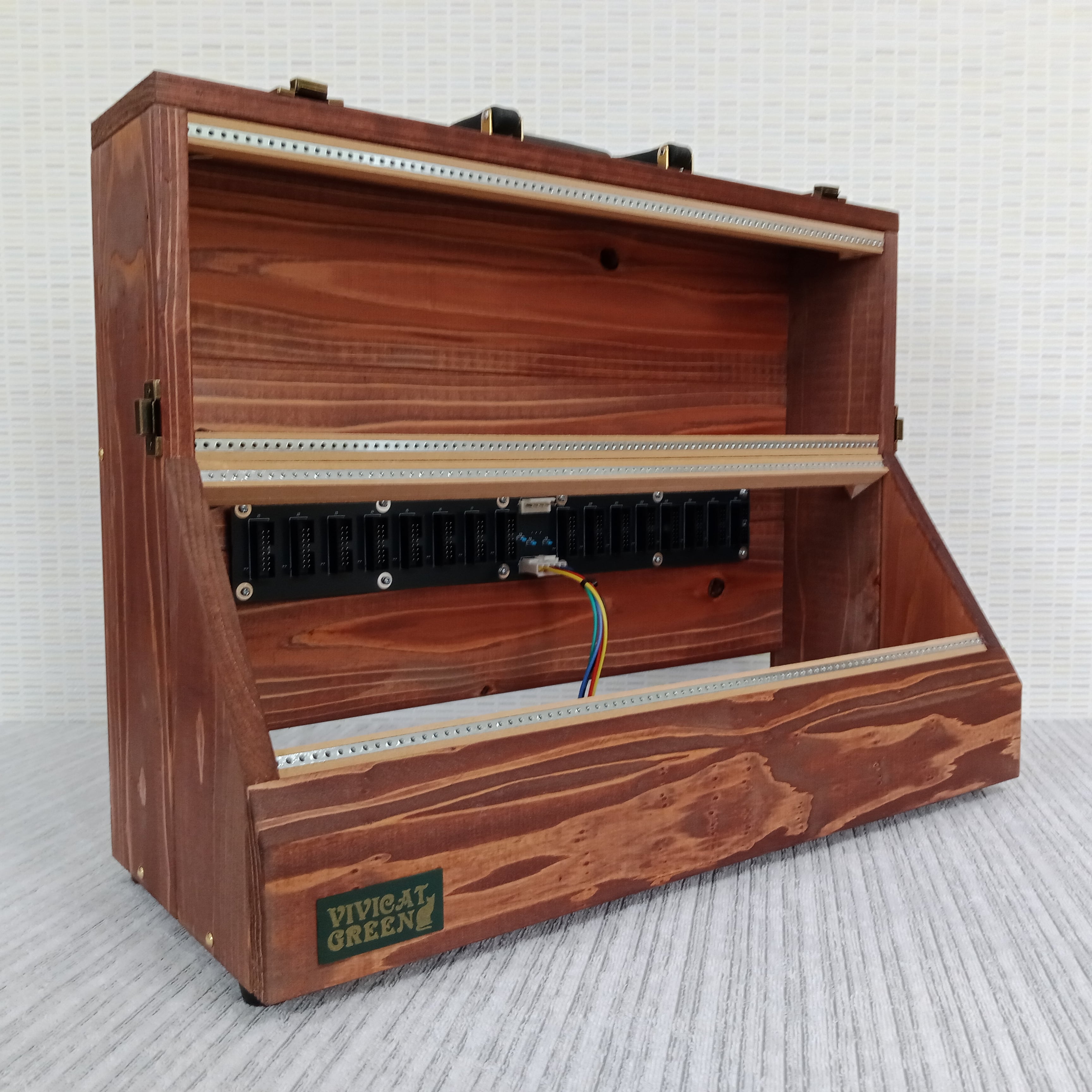 6U 168HP Portable Eurorack Wood Case with Power Unit VG-841-P