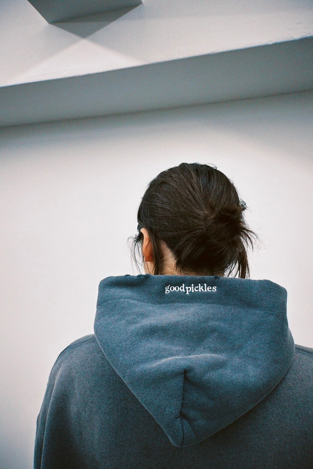 good pickles Boro Logo Hoodie WHITE | goodpickles