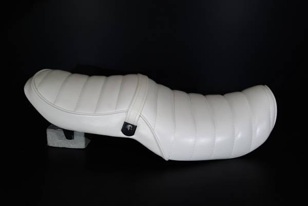 限定セール！あんこ抜きこだわり！バリオス250用 変形 タックロール