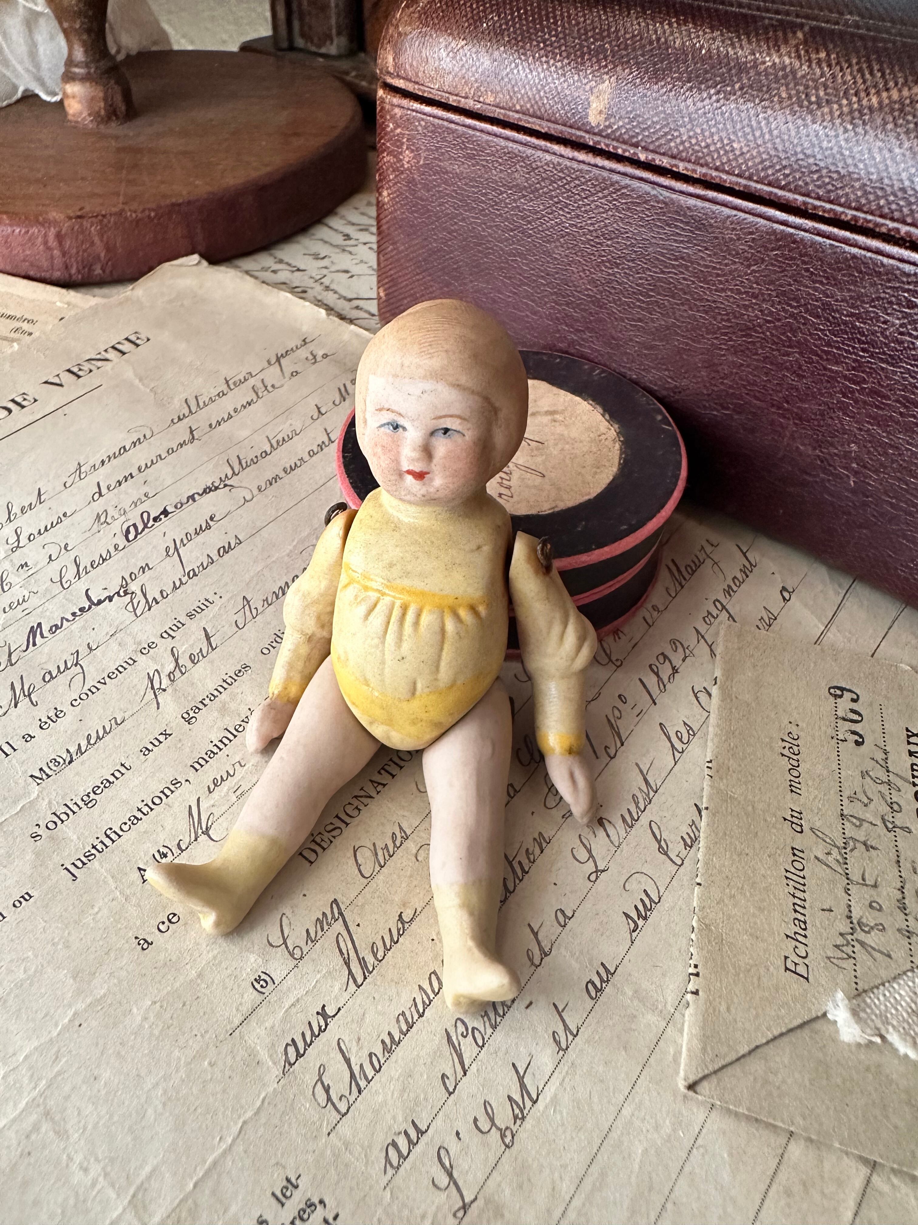 ミニョネット ビスクドール 黄色い服の女の子 | Brocante de La