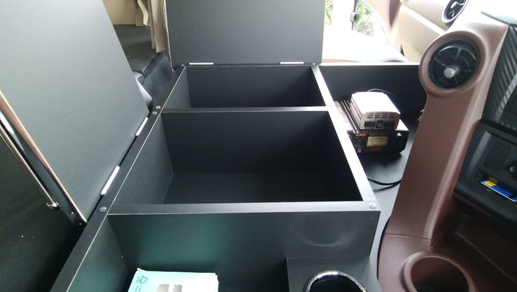 新型 17 グランド プロフィア 専用設計 コンソール テーブル 03 ＋