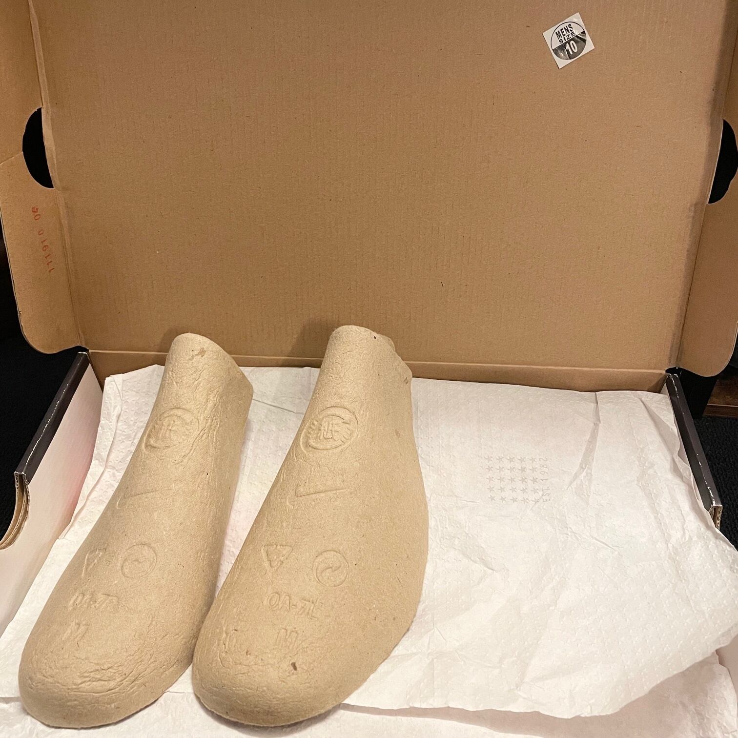 激レア日本未発売 箱付き NIKE AIR FORCE 1 Doernbecher Charity 2010