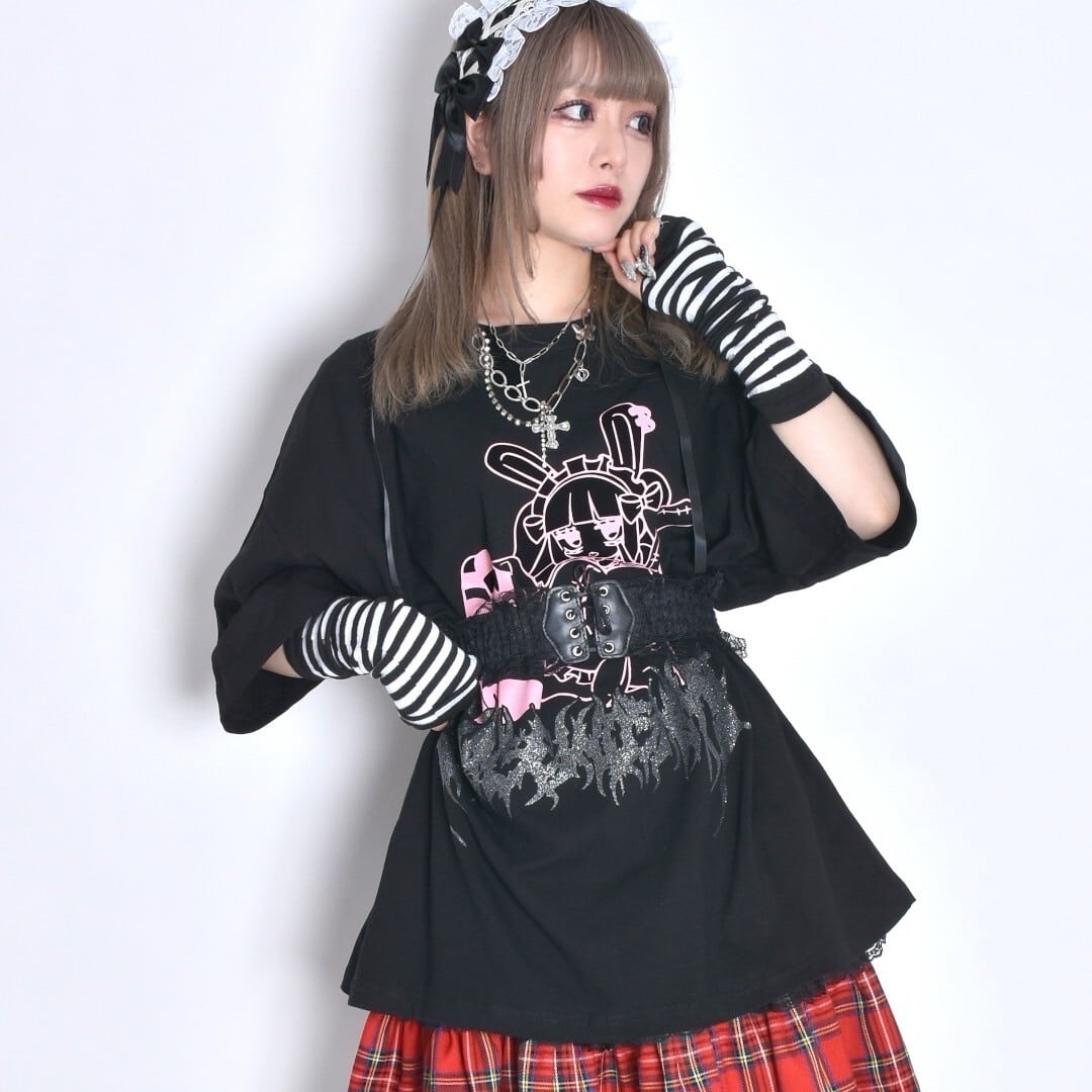 ラメウサGIRL BIG Tシャツ | VOLCAN&APHRODITE