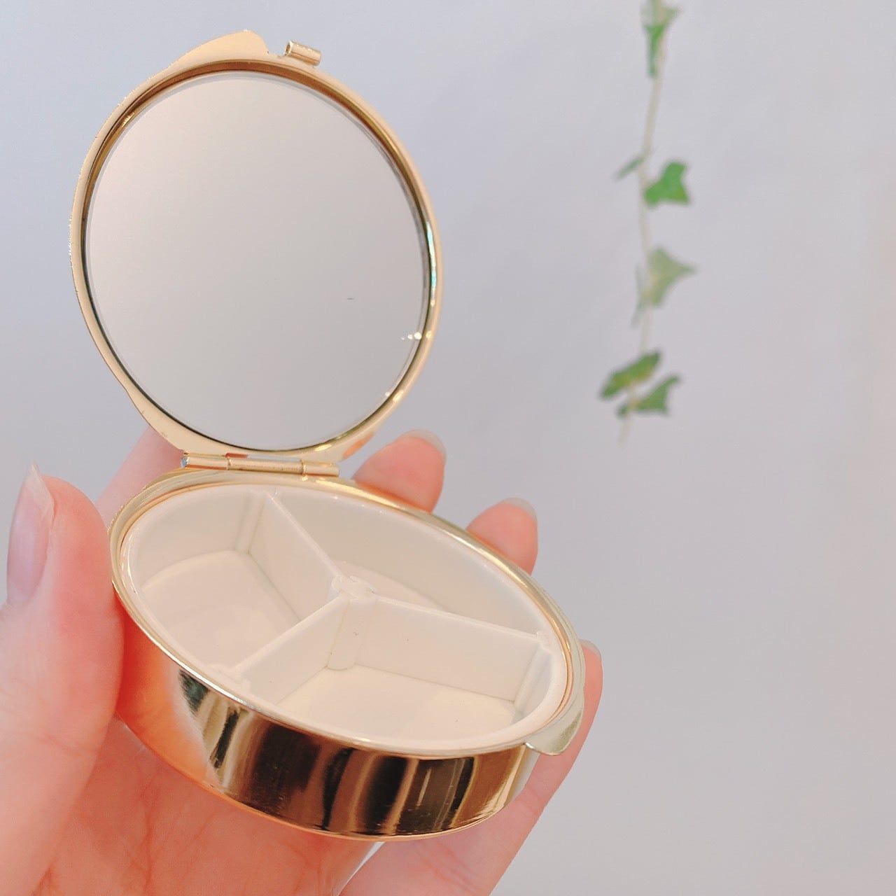 ルソイーユ ミラーアクセサリーケース コンパクトミラーミラー付き
