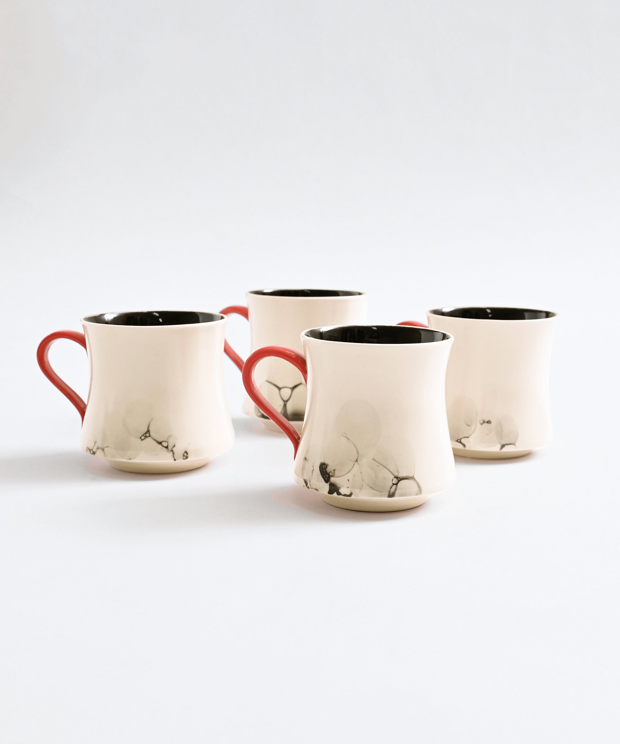 若生沙耶香】 Kupla マグカップ – BASIC AND ACCENT ONLINE STORE