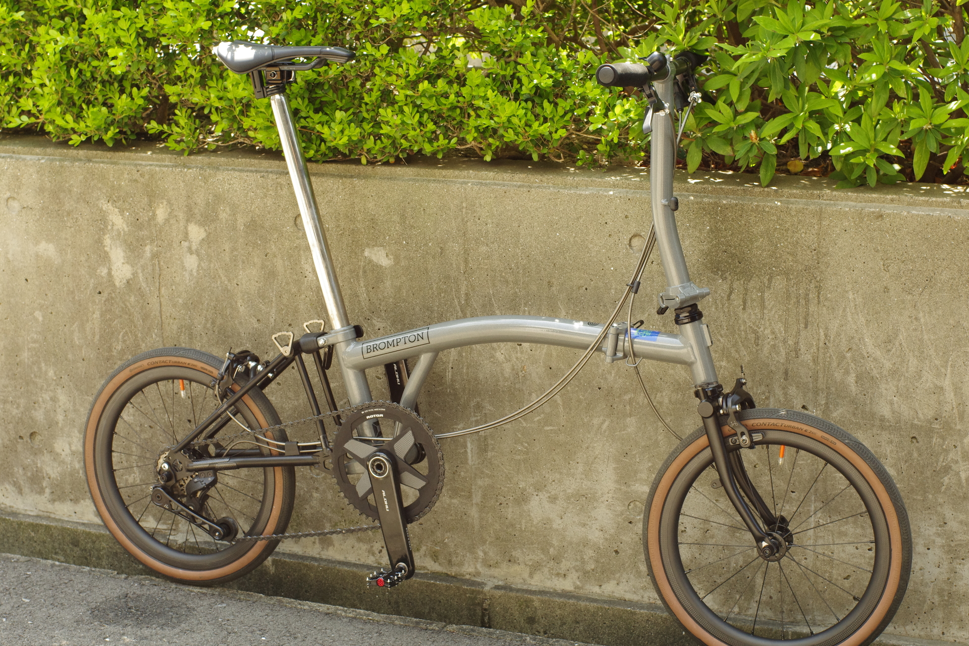 Brompton カーボンリムを組み込みいたしました。 – Bici Termini