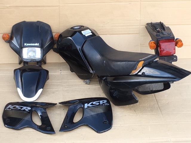 売約済み】KSR110の外装パーツが入荷しました。 | バイクパーツの