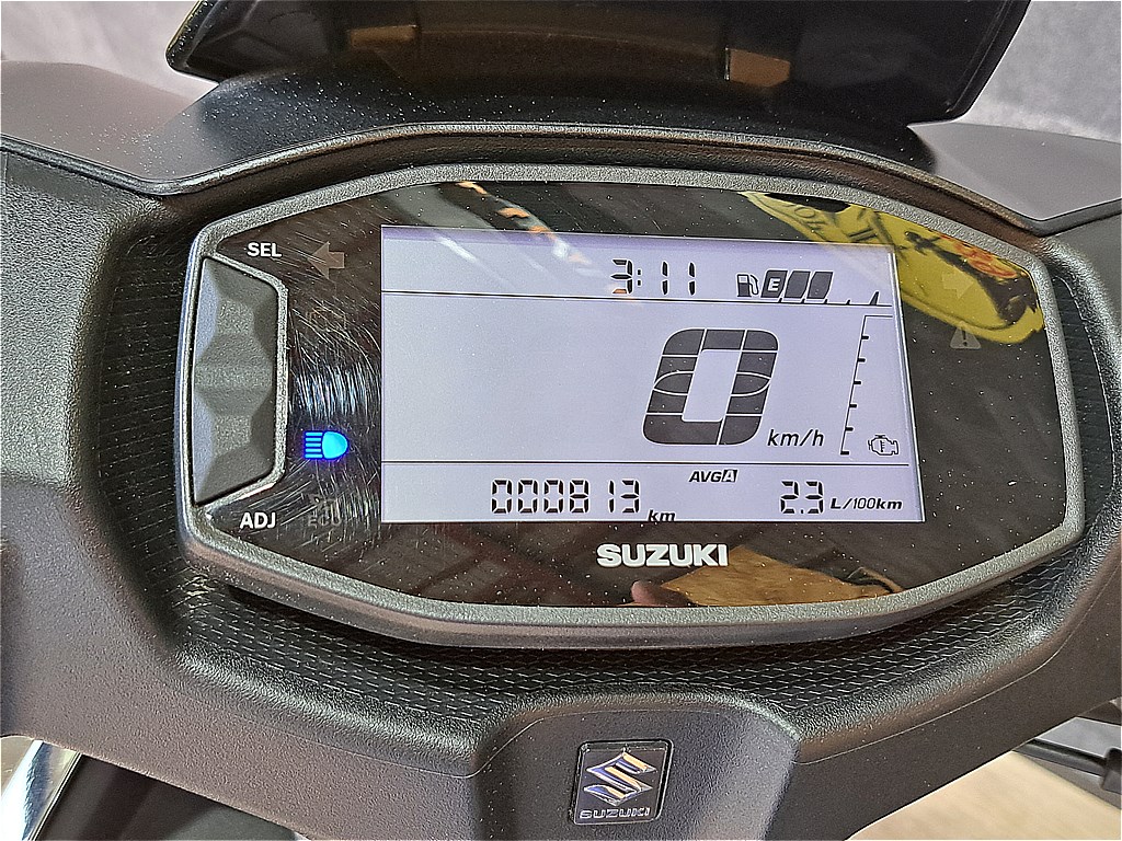 スズキ アヴェニス125 ブラック！極上！812Km | バイクショップRIZE