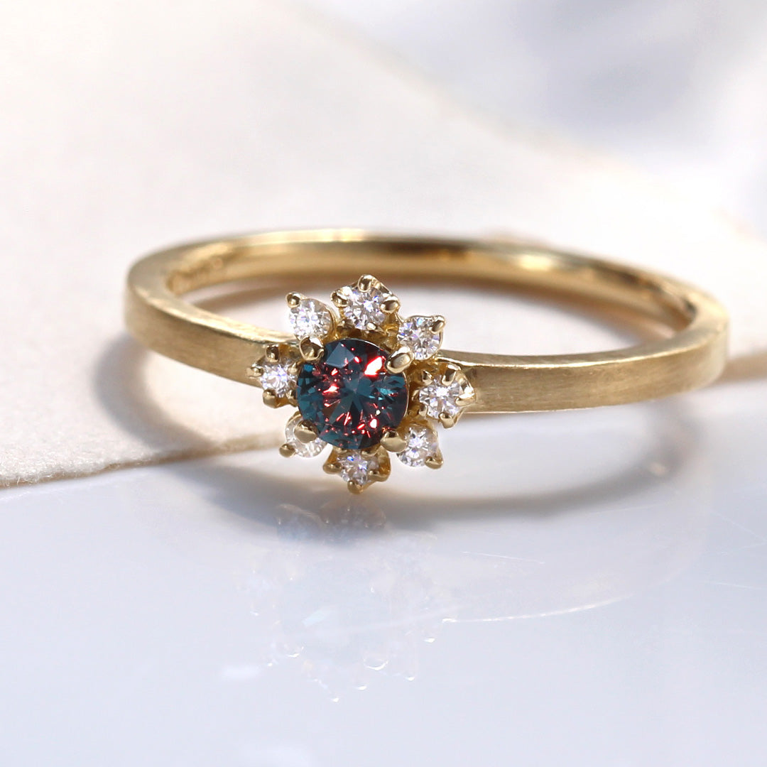 ビズー公式】ベキリーブルーガーネット ラウンドカット ダイヤモンド