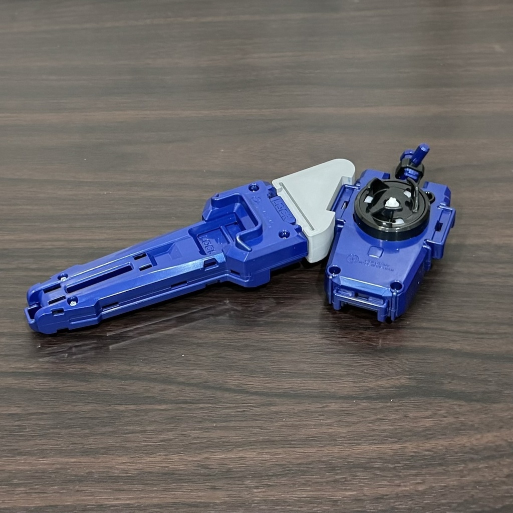 BEYBLADE Xのランチャーグリップを斜めに取り付けるやつ - Studio