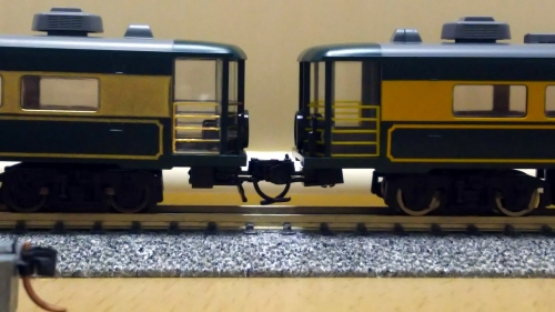 TOMIX サロンカーなにわの入線整備 - 入線車両