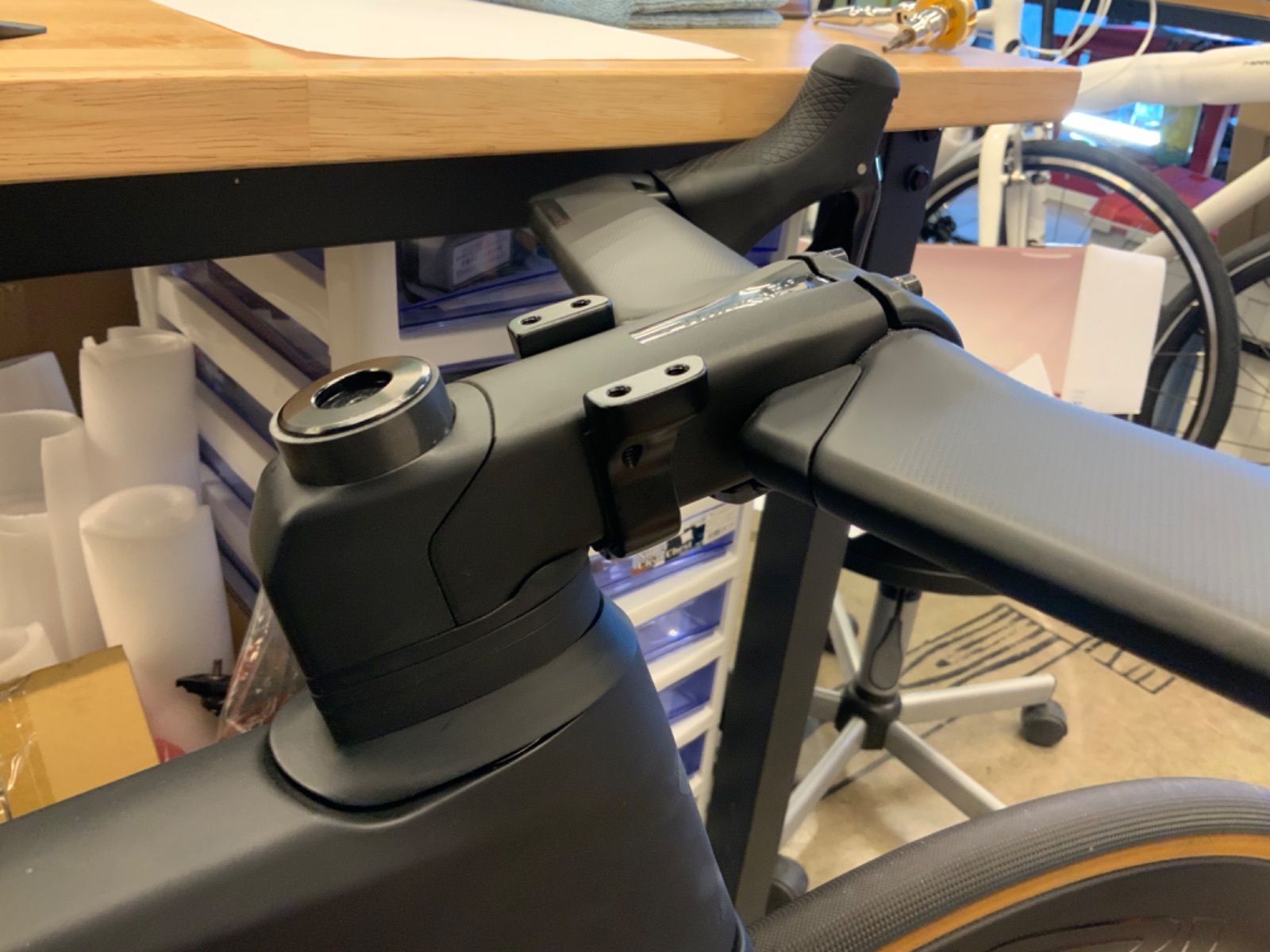 VENGEをカスタムしてよりエアロに。 -カスタム - ハヤサカサイクル仙台