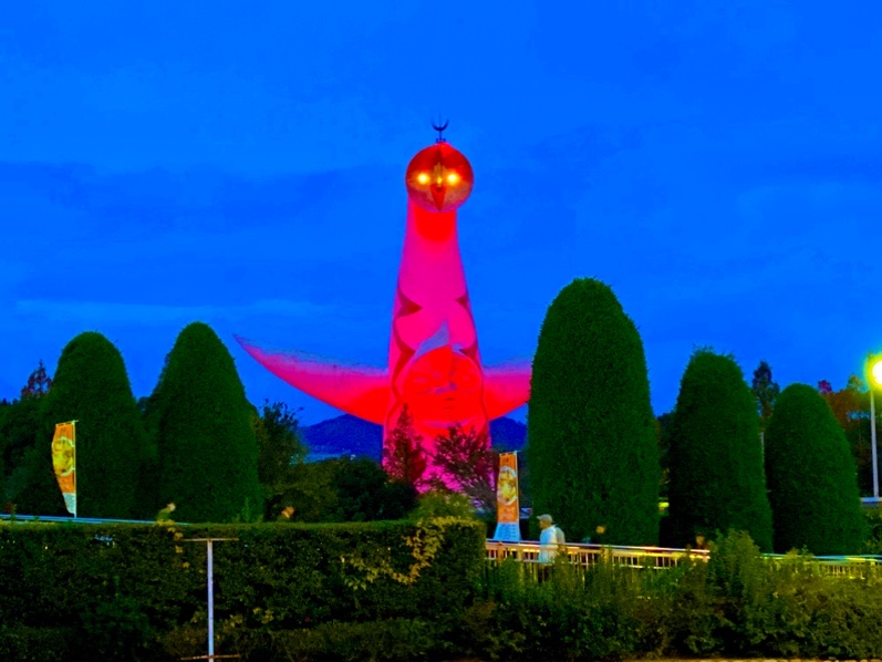 万博記念公園のシンボル「太陽の塔」が有形文化財に登録へ。 | 「Enjoy