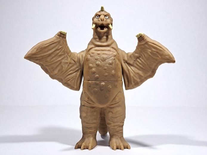 ウルトラマンの新作ソフビを購入！（ペギラ） - 大怪獣バトル