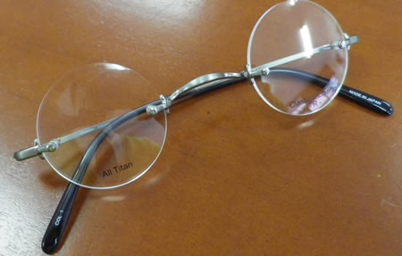 ふちなしの丸メガネ「クラシコ・リベルト」 | こちら金沢市のメガネ店