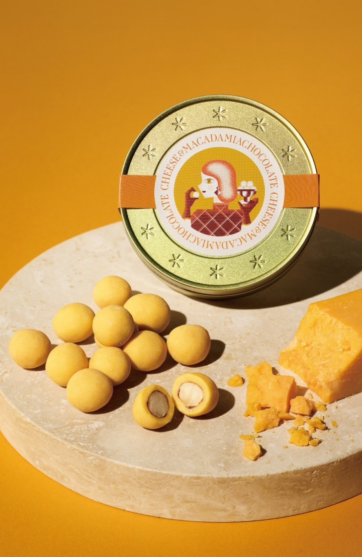 Now on Cheese♪|【7/1新発売】チーズ＆マカダミアチョコレート| 渋谷