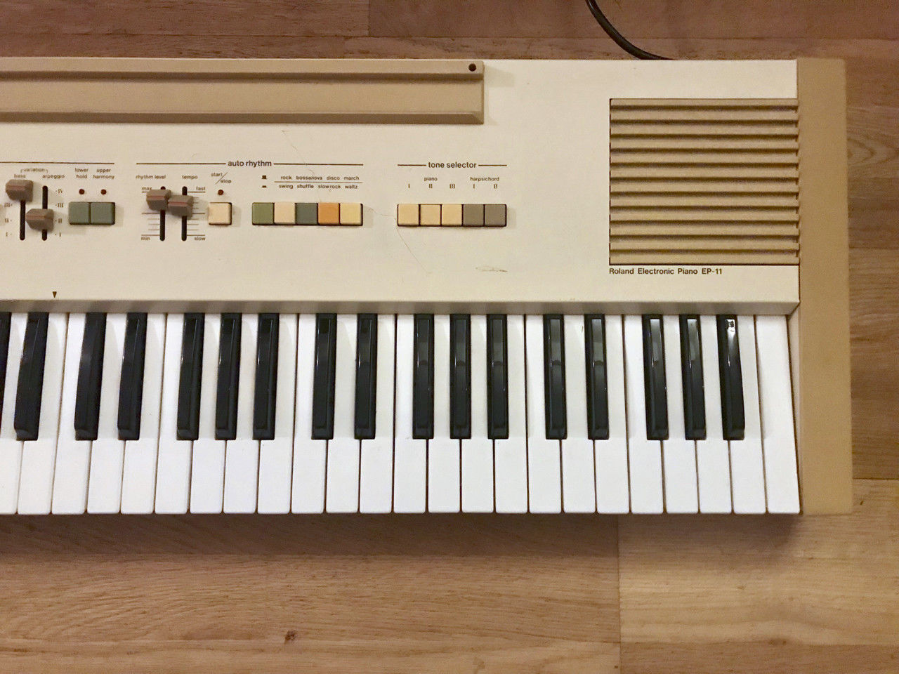 MATRIXSYNTH: Roland Piano Plus EP-11