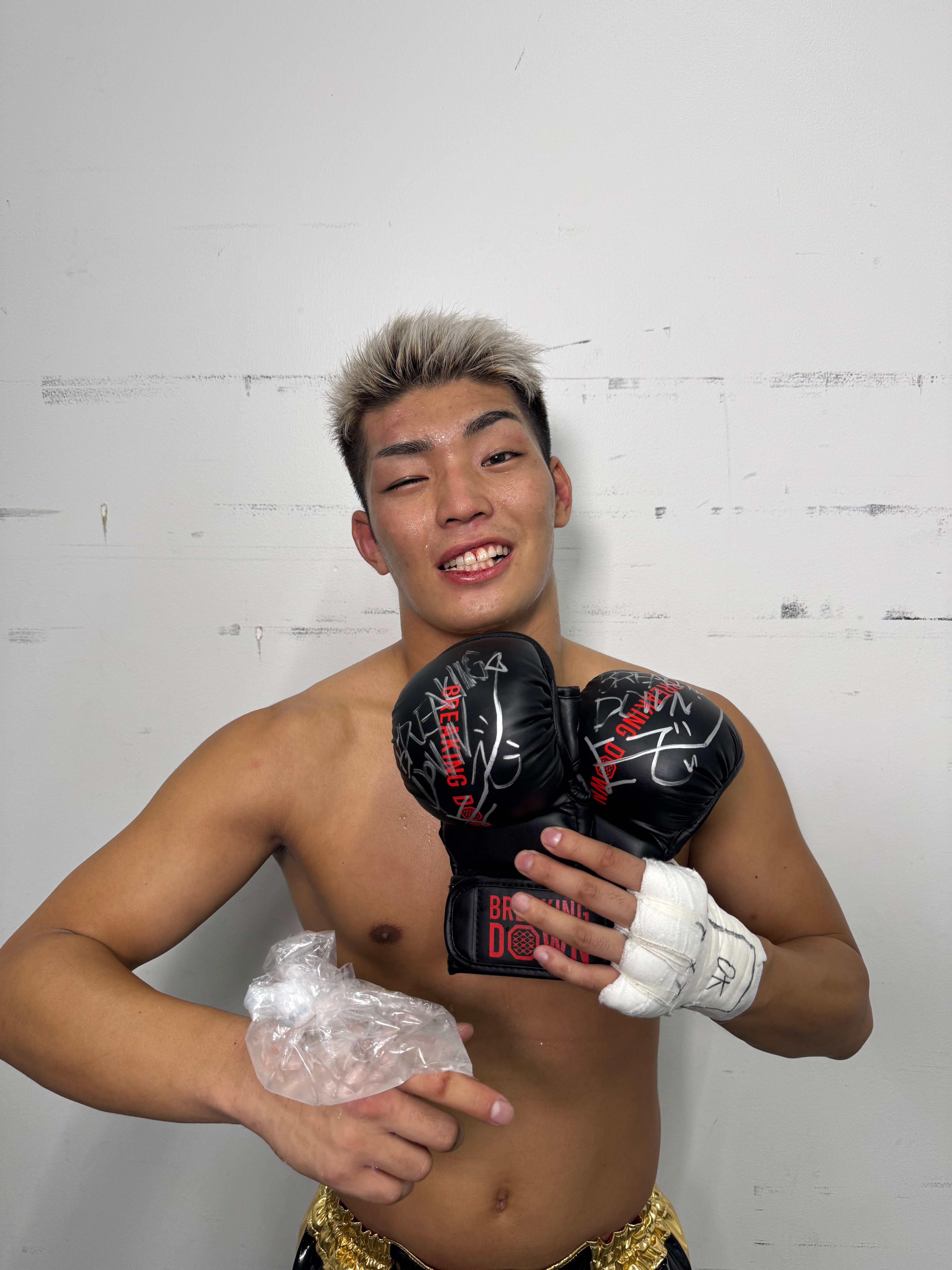 red16-1_1d499de2-3104-40d1-