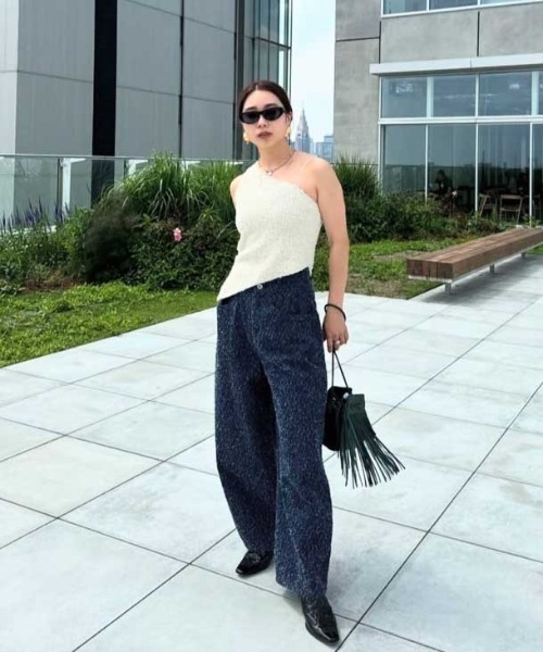 Ameri（アメリ）の「MEDI SCRATCH OVAL WIDE DENIM（デニムパンツ