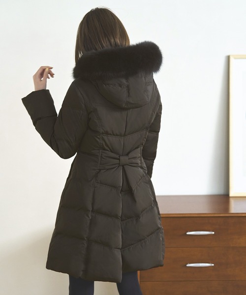セール】フォックスファーバッスルスタイルダウンコート ｜ レディース