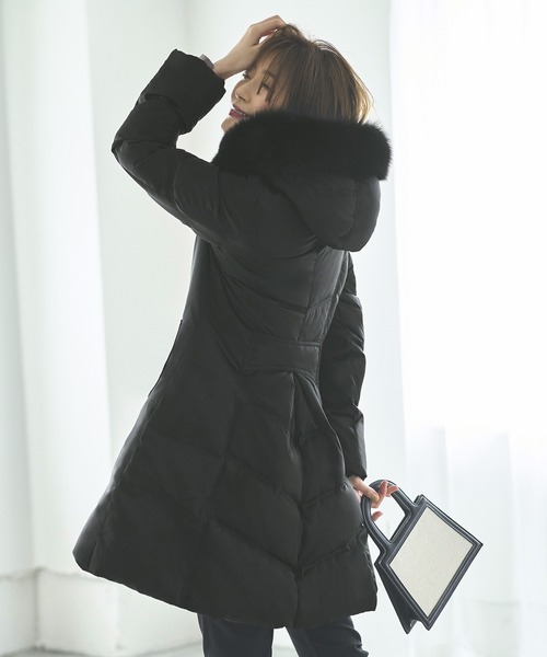 セール】フォックスファーバッスルスタイルダウンコート ｜ レディース