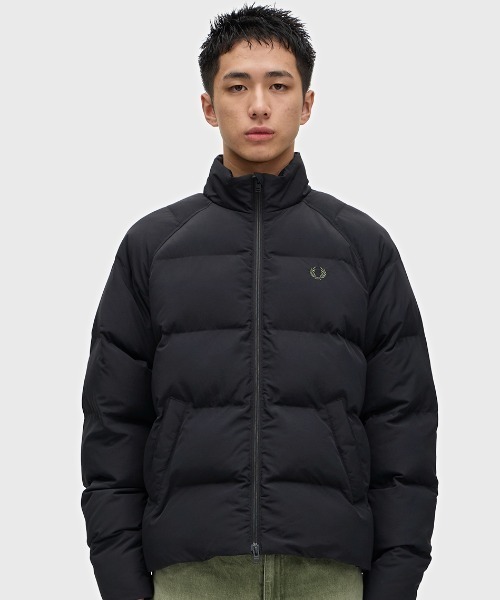 FRED PERRY（フレッドペリー）の「Raglan Sleeve Padded Jacket