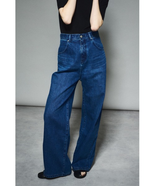 Middle straight blue denim ミドルストレートブルーデニム（デニム