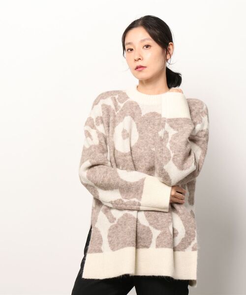 marimekko（マリメッコ）の「Unikko / Polkujen knitted pullover