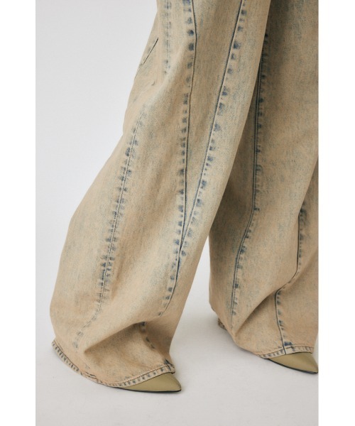 MOUSSY（マウジー）の「CURVED LINE CHEMICAL BAGGY（デニムパンツ