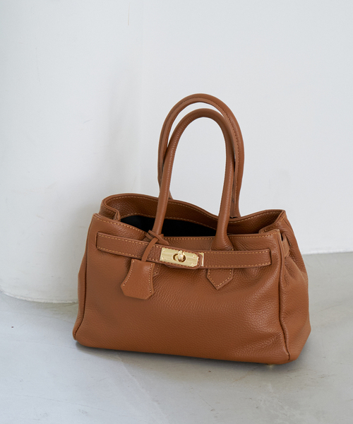 IENA（イエナ）の「《追加》AULENTTI/オウレンティ ベルト付きレザー