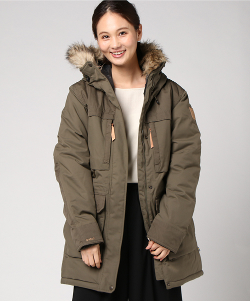 FJALL RAVEN （フェールラーベン）の「Polar Guide Parka W