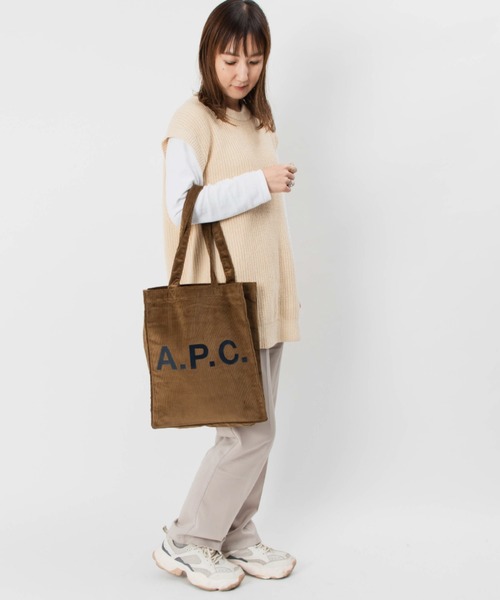 A.P.C.（アーペーセー）の「A.P.C. Lou COUDUROY TOTE BAG アー・ペー