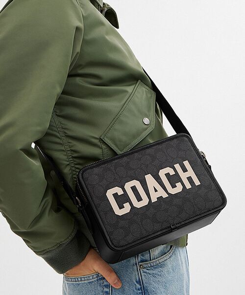COACH（コーチ）の「チャーター クロスボディ 24・シグネチャー