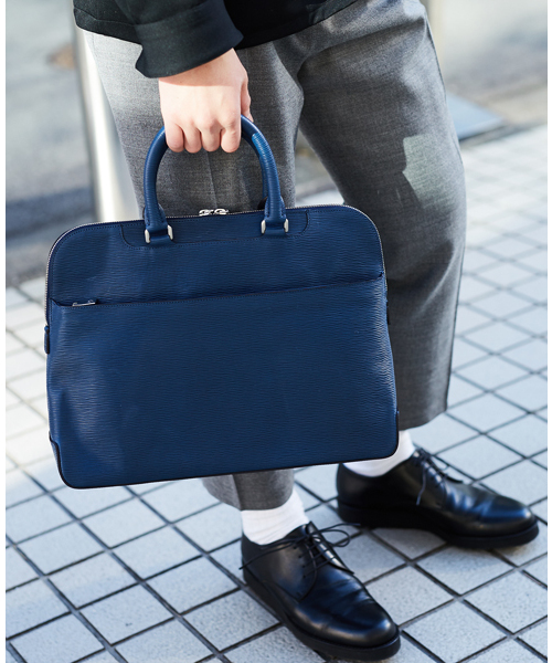 aniary（アニアリ）の「【aniary】ウェーブレザービジネスブリーフ