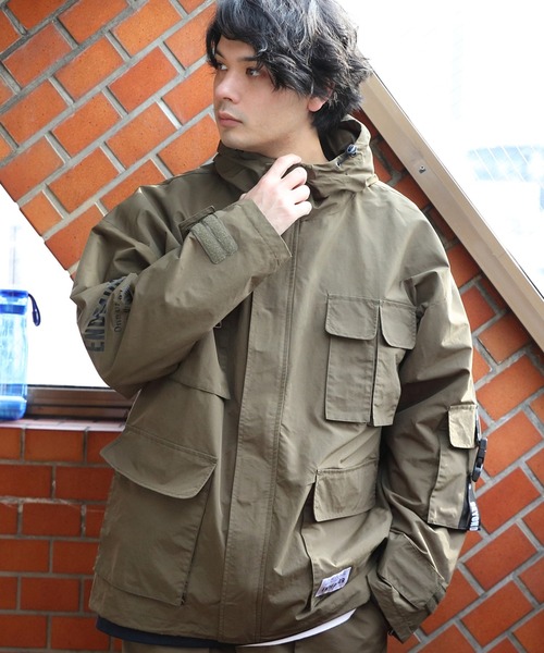 8(eight)（エイト）の「フードナイロンテックウェアジャケット