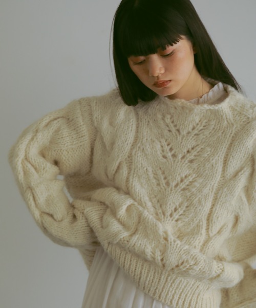 CASA FLINE（カーサフライン）の「アルパカウールニットプルオーバー