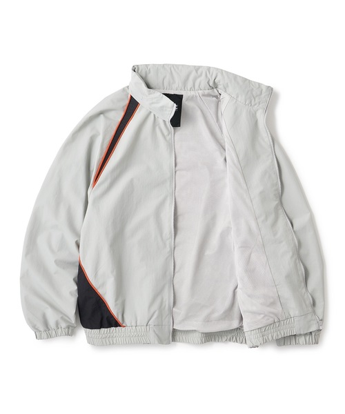 FTC（エフティーシー）の「NYLON TRACK JACKET（ナイロンジャケット
