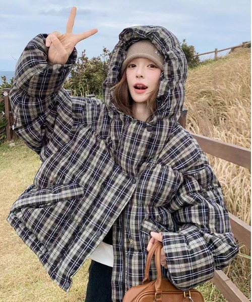 チェック柄フード付き中綿ジャケット（ダウンジャケット/コート