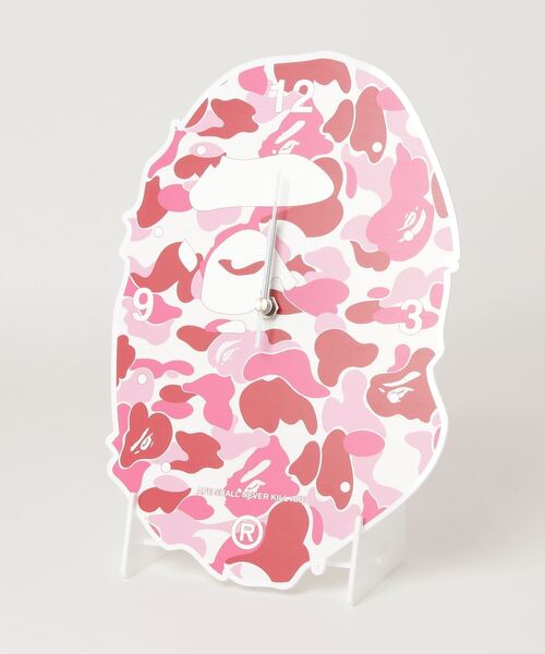 A BATHING APE（アベイシングエイプ）の「ABC CAMO APE HEAD WALL