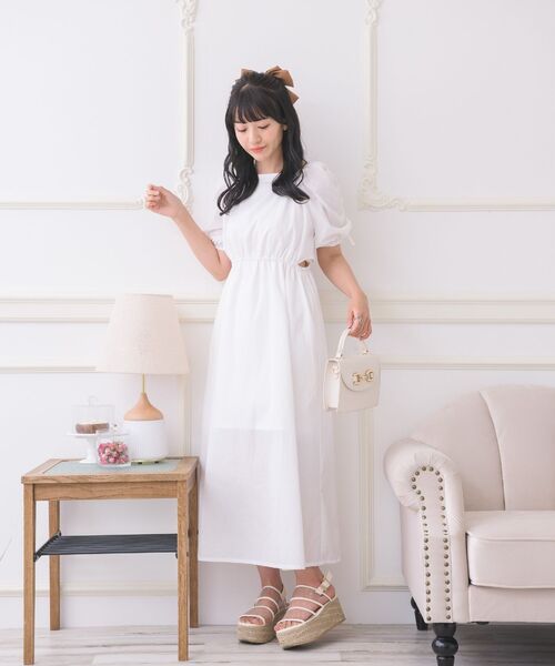 ems excite（エムズエキサイト）の「ウエストスリットOP（ワンピース