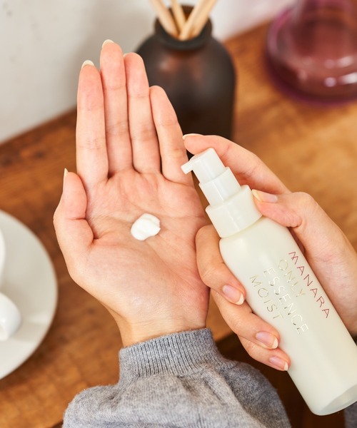 MANARA（マナラ）の「マナラ オンリーエッセンス/モイスト