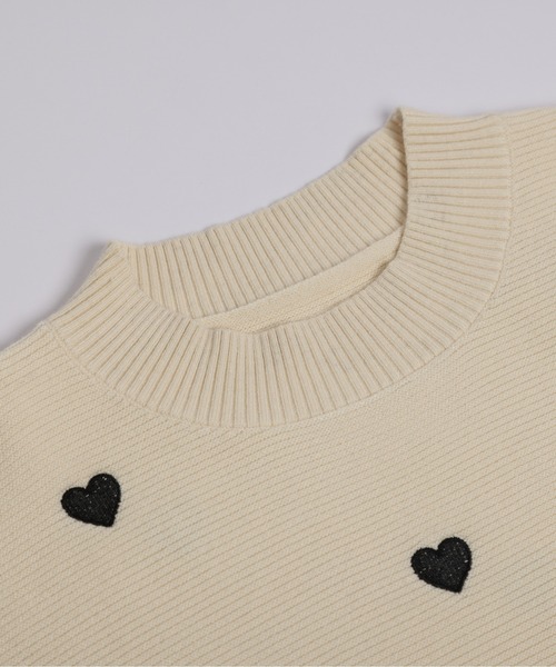 AMELY（エミリー）の「ハート刺繍ニットトップス（ニット/セーター