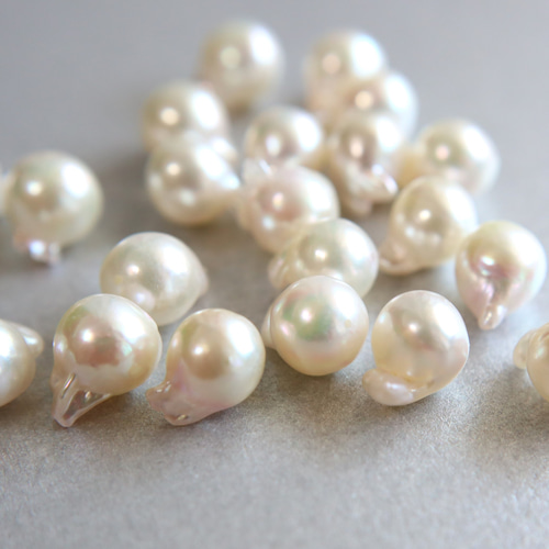 半額SALE・残1】月のしずく 国産アコヤ真珠 バロックパール AAA 14kgf